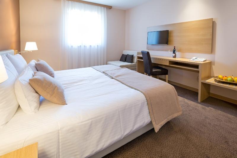 Etno Complex Vrdnicka Kula Hotel Връдник Екстериор снимка